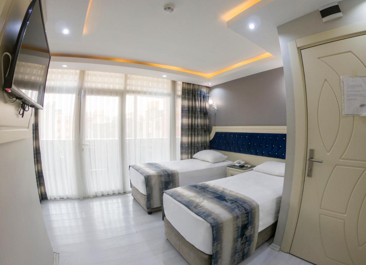 Crowned Plus Hotel Istanbul Bagian luar foto