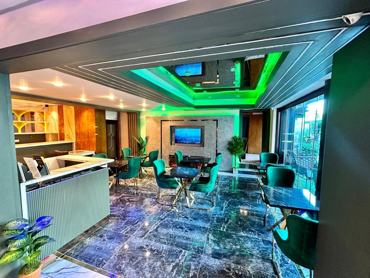 Crowned Plus Hotel Istanbul Bagian luar foto